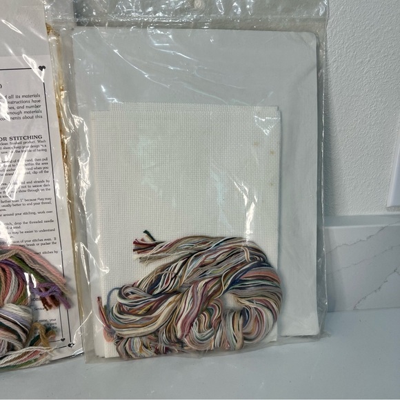 Vintage Dimensions & Candamar Cat Cross Stitch Kits - Finished Size 14x14/12x8 - Picture 9 of 9